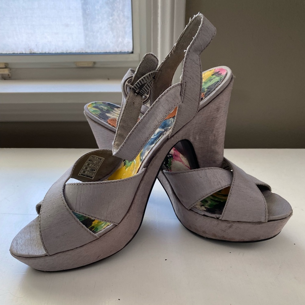 Rocket Dog Silver Silk platform Heels 8